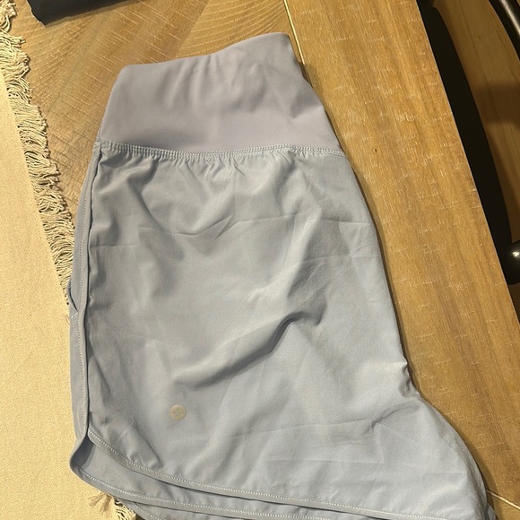 Halara Breezeful High Waisted short 4” - Picture 2 of 3